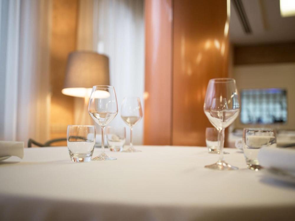Ristorante Hotel Lucia - 100 Mt Dal Mare Giulianova Extérieur photo